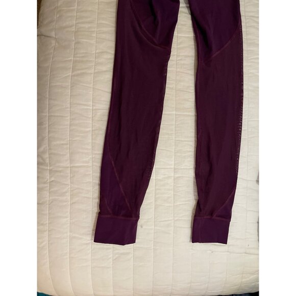 Lululemon Purple High-Waisted Leggings With‎ Mesh Panels Size 2 - Picture 6 of 11